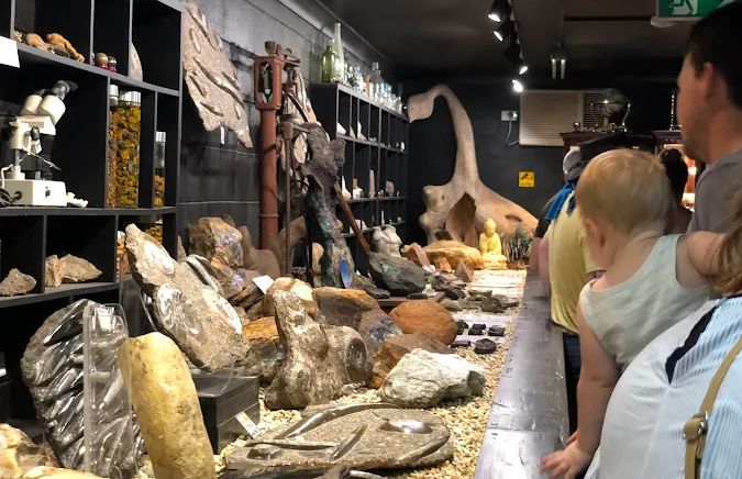 Kuranda Original Rainforest Market - Emu Fossil Rock Mueseum